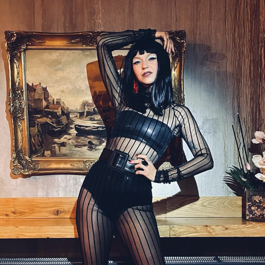 Laura Lee, Khruangbin tour, April 2022