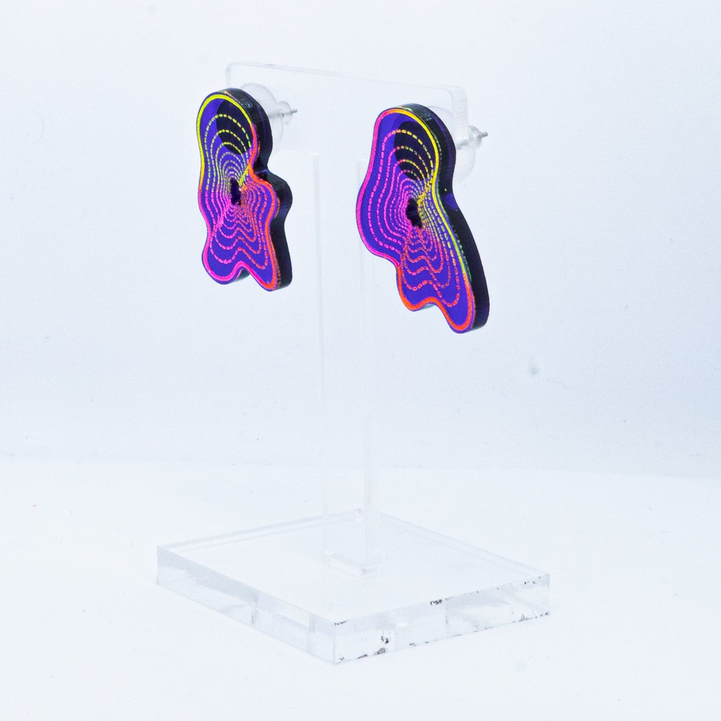 Vaporwave small purple blob studs (gradient outline)