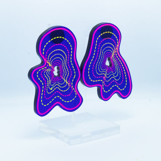 Vaporwave medium purple blob studs (pink outline)