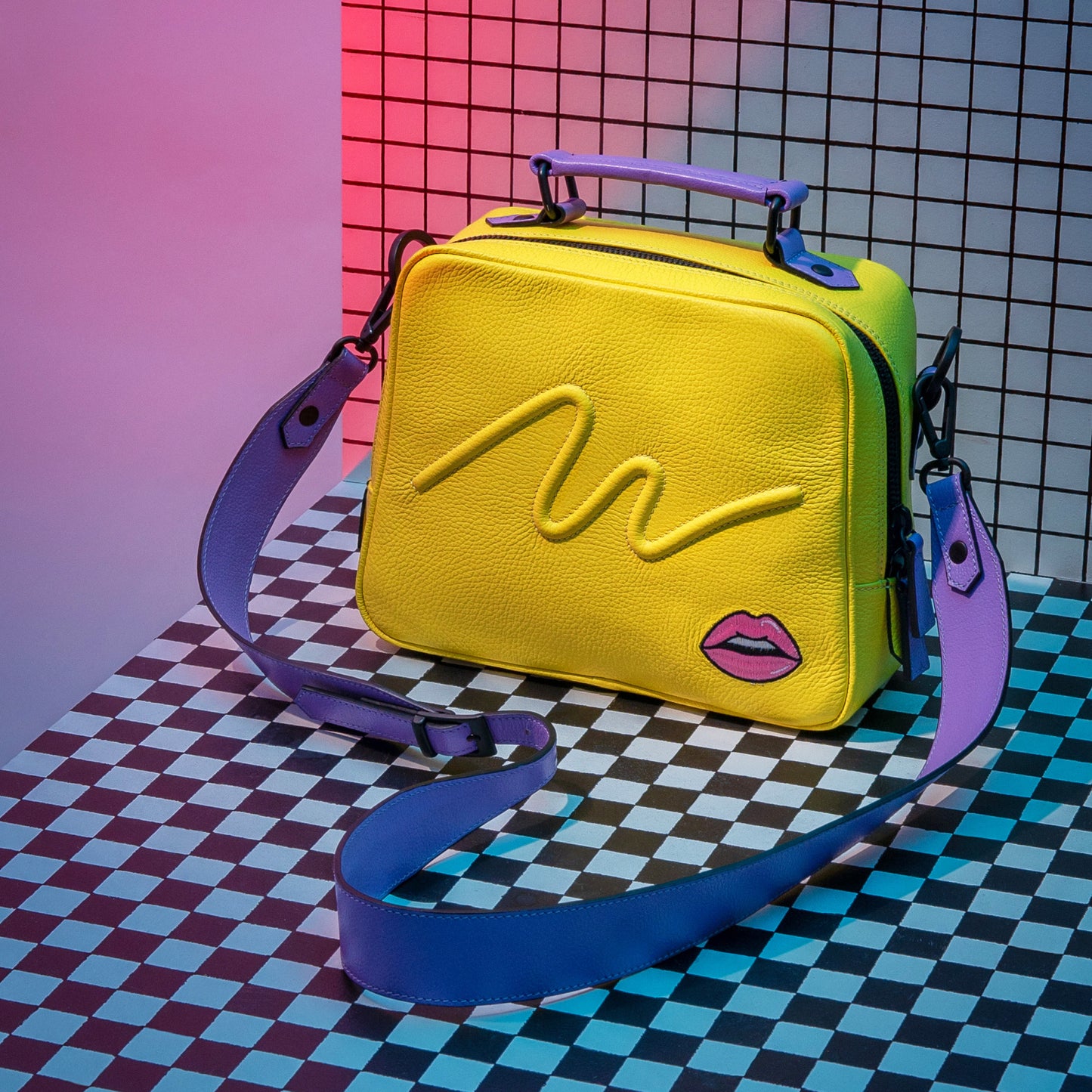 Squiggle bag