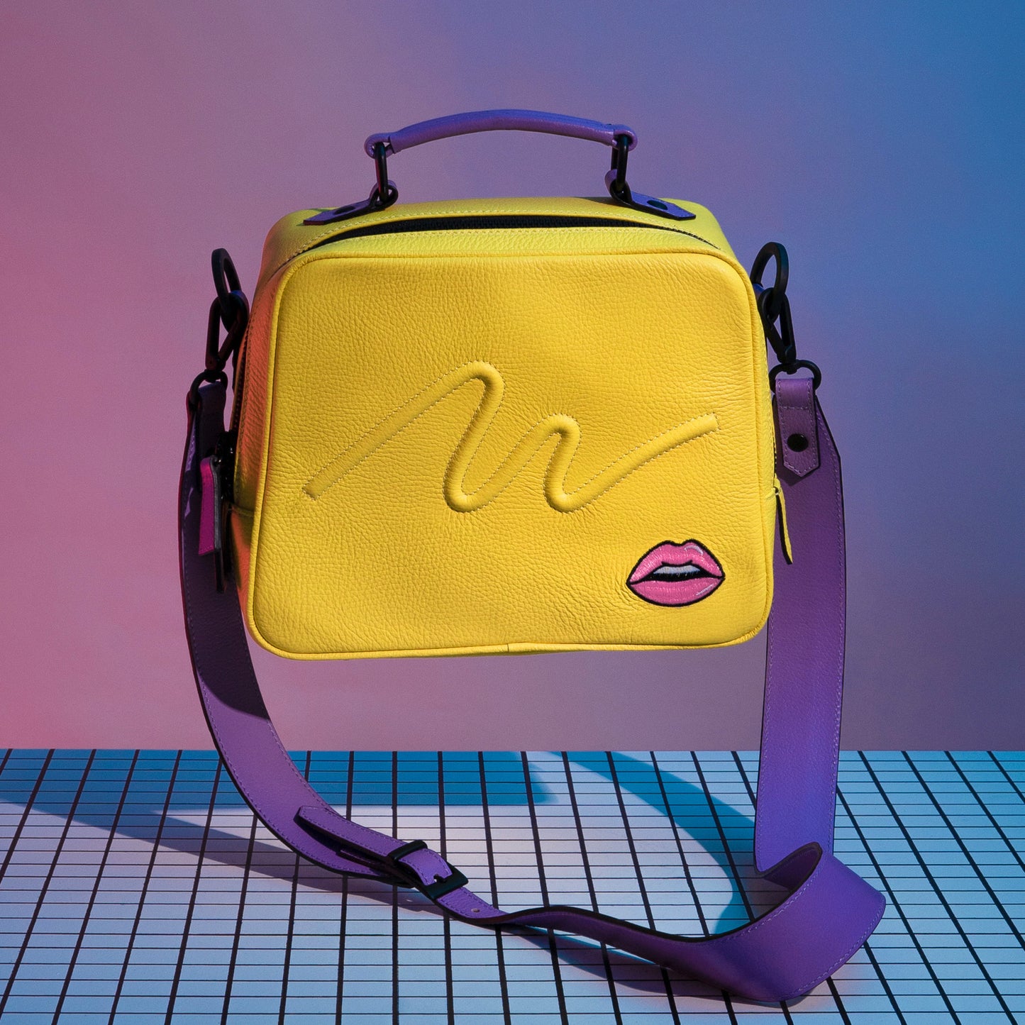 Squiggle bag