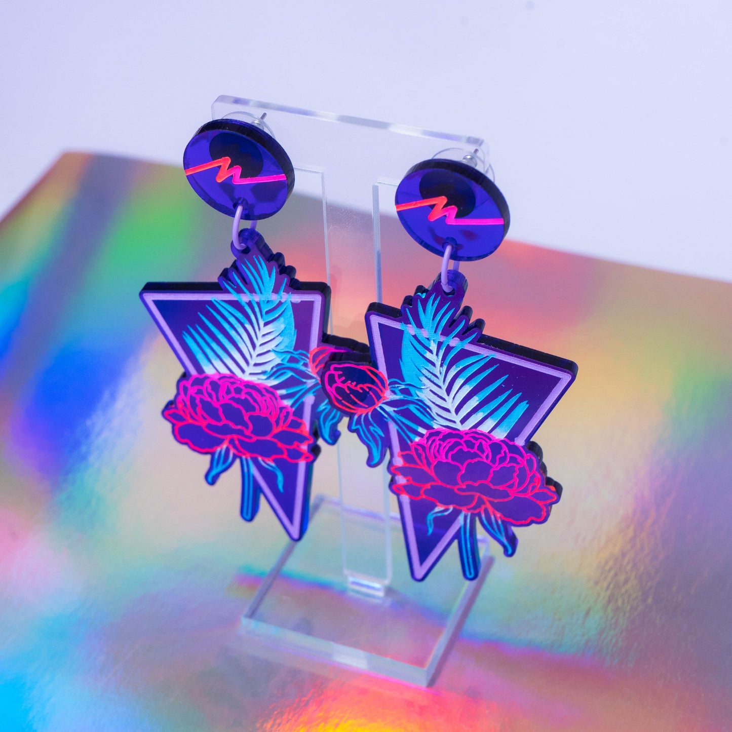 Large purple tropical flower dangles