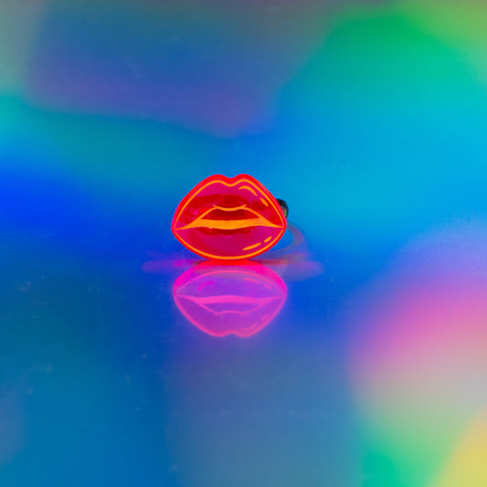 Mini neon red lip ring