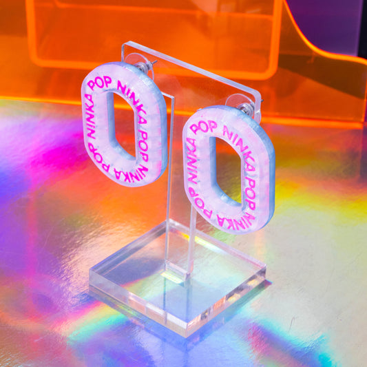 Neon pink sandy beach 3D LINK