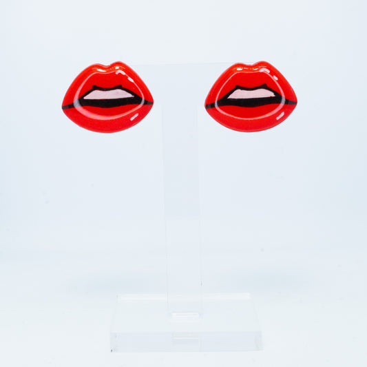 Small clay red lips studs