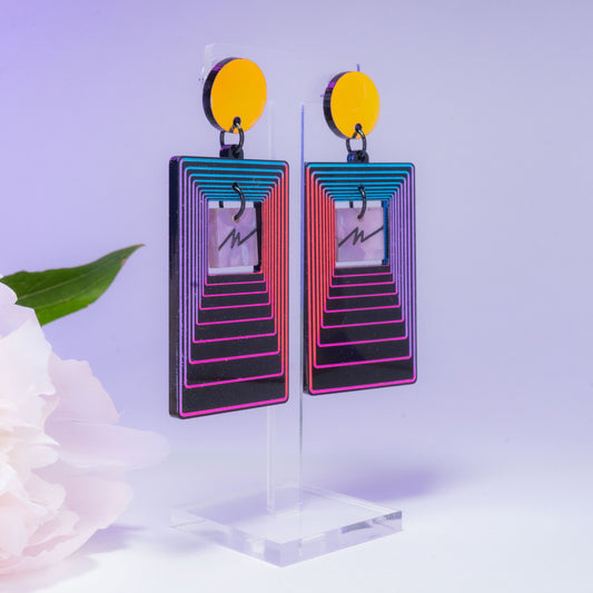 Black Void dangles