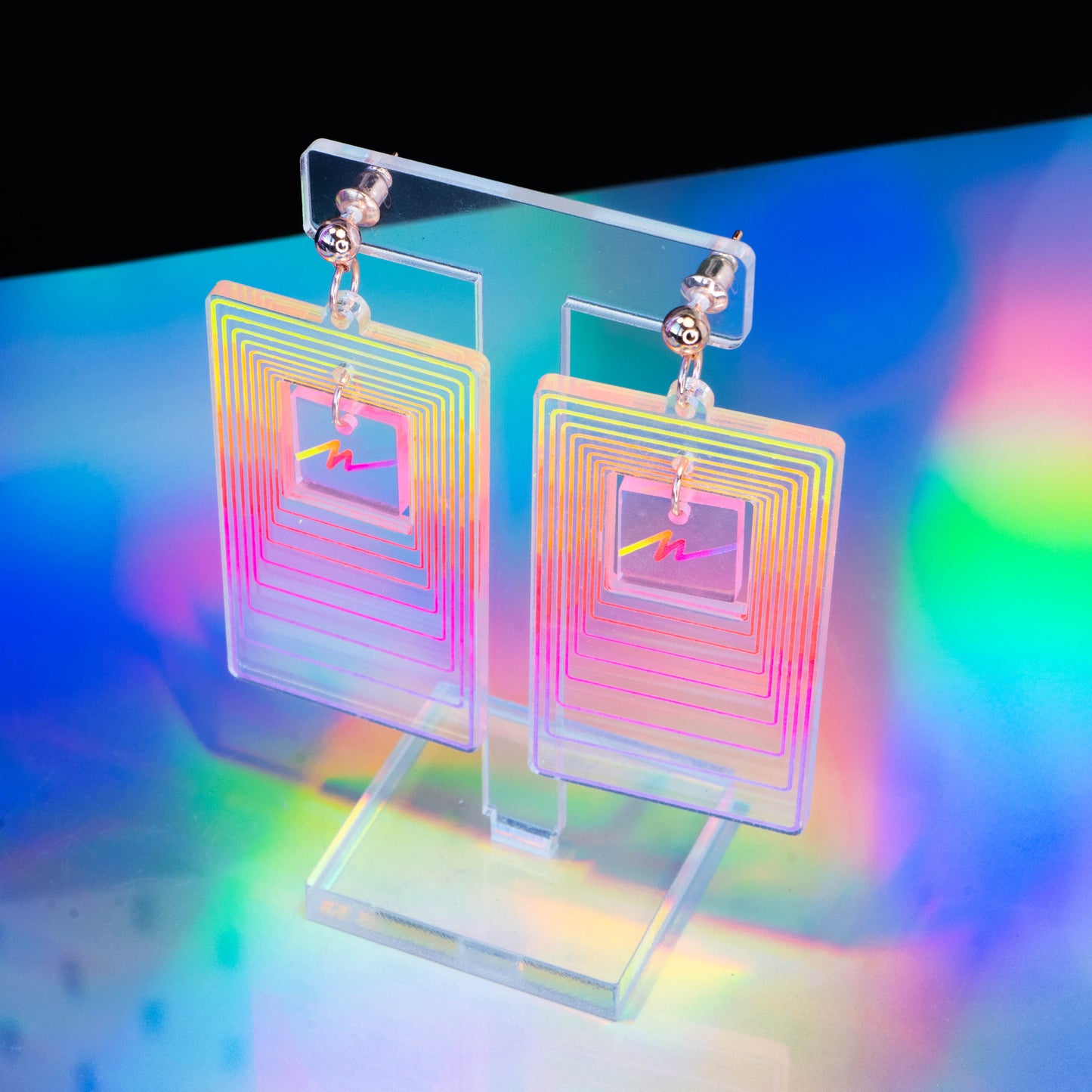 Holographic Void dangles